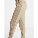 Athleta Brooklyn Textured Jogger in Windowpane Taupe Size 4 Photo 3