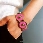 Fashion Jewelry Gold and Pink Bold Bracelet Photo 1