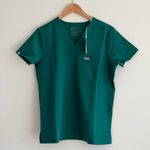FIGS  Women's Catarina One Pocket Scrub Top in Hunter Green, Size Medium Photo 8