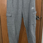 Nike  cargo sweatpants size small  Photo 0