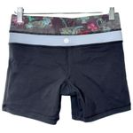 Lululemon  Groove Short *Full-On Luon Black Blue Mid Rise Athletic Shorts Size 4 Photo 9