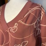 Chico's  Zenergy double knit embroidered Pullover Sweatshirt V Neck dusty rose Photo 4