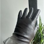 Tory Burch Leather Gloves EUC Photo 4