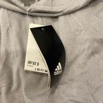 Adidas  workout top  Photo 3