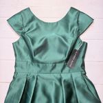 Alfred Sung NWT - - Women’s Hunter Green Cap Sleeve Cocktail Dress - Size 12 Photo 3