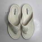Minnetonka Size 8 Sandals Painted Poppy Thong Flip Flops White Cushioned Women’s Photo 6
