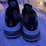 Nike Air Max 270 Shoes Photo 3