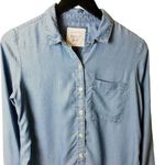 SO  Perfect Shirt Small Blue Lightweight Button Up Shirt Soft 100% Lyocell S Photo 1