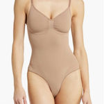 SKIMS  Seamless Sculpt Brief Bodysuit in Sienna - XS Photo 0