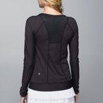 Lululemon  Run For Gold Long Sleeve Black Striped Shirt Women’s Sz 10 Photo 1