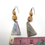 VINTAGE 1980'S PLASTIC ABALONE SHELL LOOK DANGLE J HOOK EARRINGS Purple Photo 9