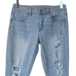 American Eagle  AEO Women's Distressed Light Wash Crop Jegging Jeans Size 4 Photo 3