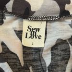 See In Love Half Sleeve Blouse Size L Photo 4