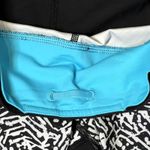 Lululemon Womens Yoga Capri Pants Size 6 Black White‎ Geo With Teal 27X17.5 Photo 3