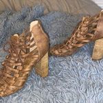 Not Rated  footwear brown pumps Photo 0