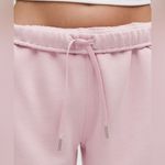 Lululemon  Scuba Mid-Rise Oversized Short 7" *Graphic
Pink Haze Photo 2