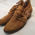 Caslon {7.5M} Liam Braided Strappy Brown Bootie Photo 6