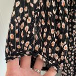 Lulu’s black 3/4 length sleeve pink floral wrap dress with ruffles size Medium‎ Photo 3