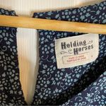 Holding Horses Anthropologie Navy and Light Blue Floral Tunic Size 8 preppy Photo 4