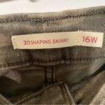 Levi's  311 Shaping Skinny Pants Jeans Womens 16W Green Camo Streetwear Outdoors Photo 2