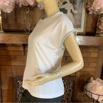 VINTAGE 1980'S WHITE WITH GRAY ACCENTS CAP SLEEVE KNIT TEE SHIRT (S) Photo 4