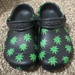 Crocs  Bistro Graphic Clog hemp leaf woman size 8 men size 6 unisex rare Photo 1