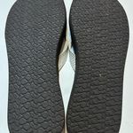 REEF  Women's Sandals with Cream Straps and Brown Sole Photo 4