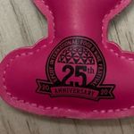 Disney ’s 25th anniversary food and wine festival keychain 2020 Photo 5