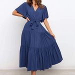 Boutique Navy Blue V-neck Flutter Sleeve Midi Dress Photo 0