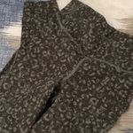 Lululemon Base Pace 25” Olive camo mixed NWOT sz 4 Photo 6