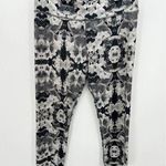 Energie Leggings Women LARGE Black White Floral Print Justine Pull On Cropped Photo 0