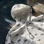 Nike Allover Logo Pullover Hoodie Women’s XS White Black Print Fleece Sweatshirt Photo 6