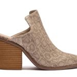 Chinese Laundry NIB Springfield Mule Snake Print Natural Leather Photo 1