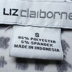 Liz Claiborne Sleeveless Blouse Womens Small White Black Print V Neck Career Photo 4