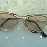 Trendy classy cat eye triangle hollow out sunglasses Photo 0