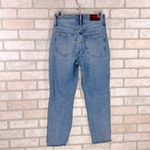 Madewell Petite The Curvy High Rise Perfect Vintage Jean Worn In Edition Size 24 Photo 6