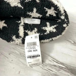 Jenni Pom Pom Beanie Hat White Black Stars Details Soft Cozy Photo 2