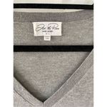 Feel the Piece  Violetta Star V Neck Thumbhole Sweater Photo 3