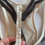 Lululemon ATHLETICA Women’s Racerback Athletic Workout Top w/ Built In Bra Sz 6 Photo 9