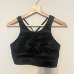 Vuori  Black Camo Sports Elevation Bra Size Medium Photo 1