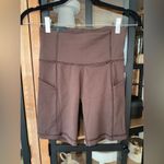Aritzia TNA Trace Biker shorts 7” high rise waisted workout cocoa brown mocha Photo 4