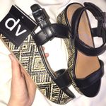 DV by Dolce Vit NWT Platform Sandals Photo 0