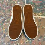 Kizik Hands Photo 12