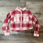 American Eagle  Cozy Cropped Flannel in Pink Photo 2