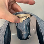Madewell  Denim Collarless Ruffle-Sleeve Shirt Size Large B12‎ Photo 2