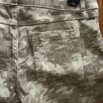 Spanx Camo Shorts Photo 3