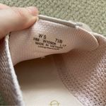 Cole Haan  Grandpro OS Women's Tennis Shoes Size 7.5 B Peach Blush Knit EUC Photo 10