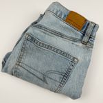 American Eagle  Womens Size 2 Short Stretch Light Wash Jeans Raw Hem Skinny Photo 2