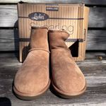 Kirkland Signature  womens shearling scalloped edge short boots tan 10 Photo 4