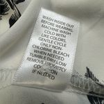 Candie's  Casual Monochrome Floral Sleeveless Blouse Photo 8